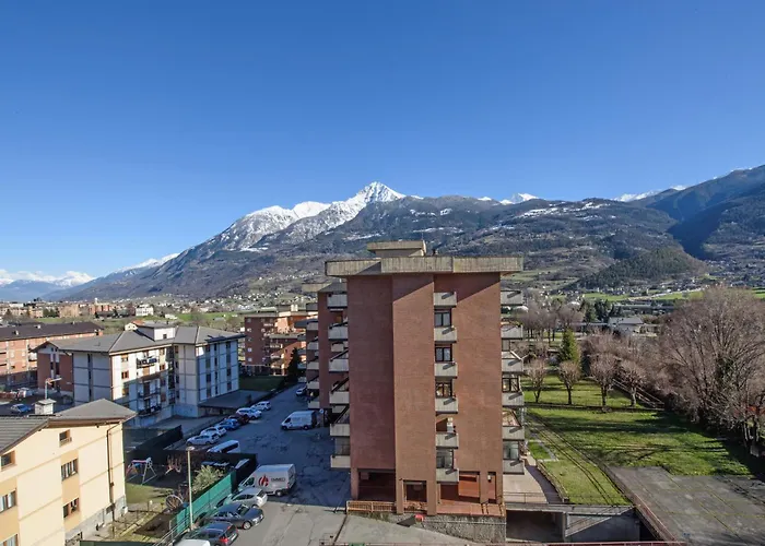 Nholidays - Rue De Paris E Vista Montagna דירה אאוסטה